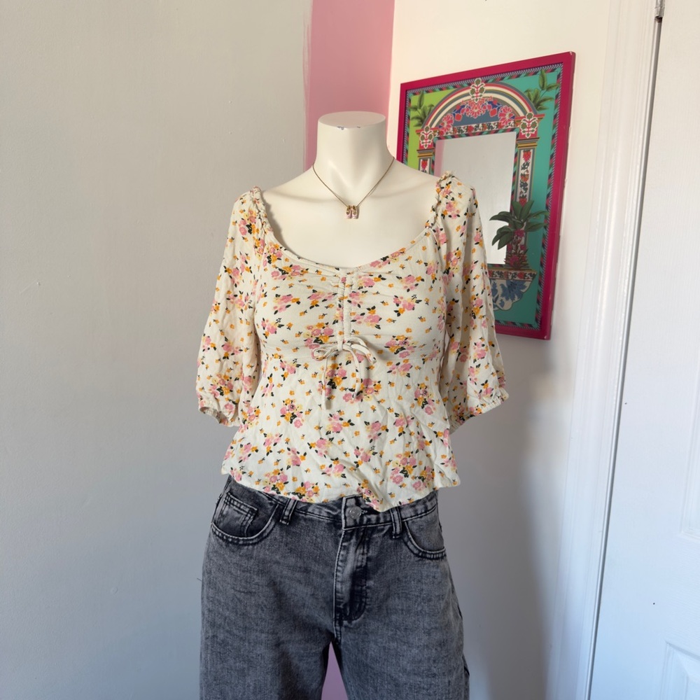 No Boundaries Floral Print Tie-Front Cottage core Cream Top